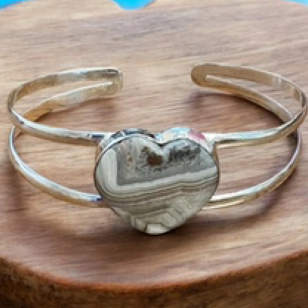 Laguna Lace Cuff Bracelet 1